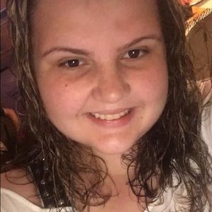 Meet your Posher, Kaitlynn